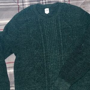 Mens Gap sweater EUC
